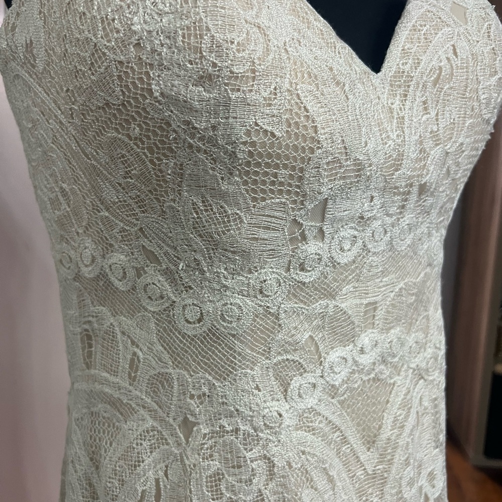 White Sheath Wedding Dress with Sleeveless Design and Sweetheart Neckline - Picture 2 of 16